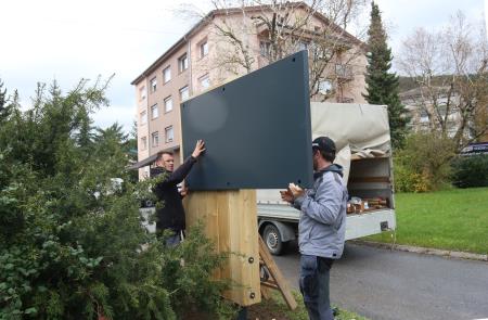 NOVE OGLASNE TABLE 04 FOTO LJUBO VUKELIČ